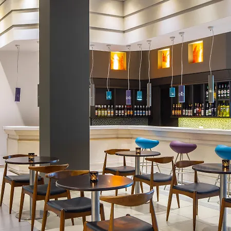 Hotel Mayfair Gardens 3*