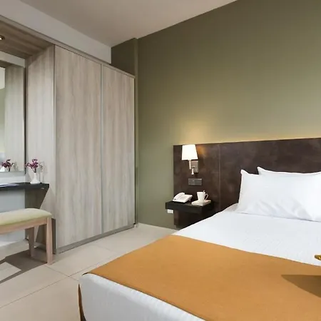 Mayfair Gardens 3* Пафос